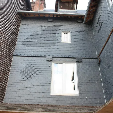 게스트하우스 La Cour Normande *